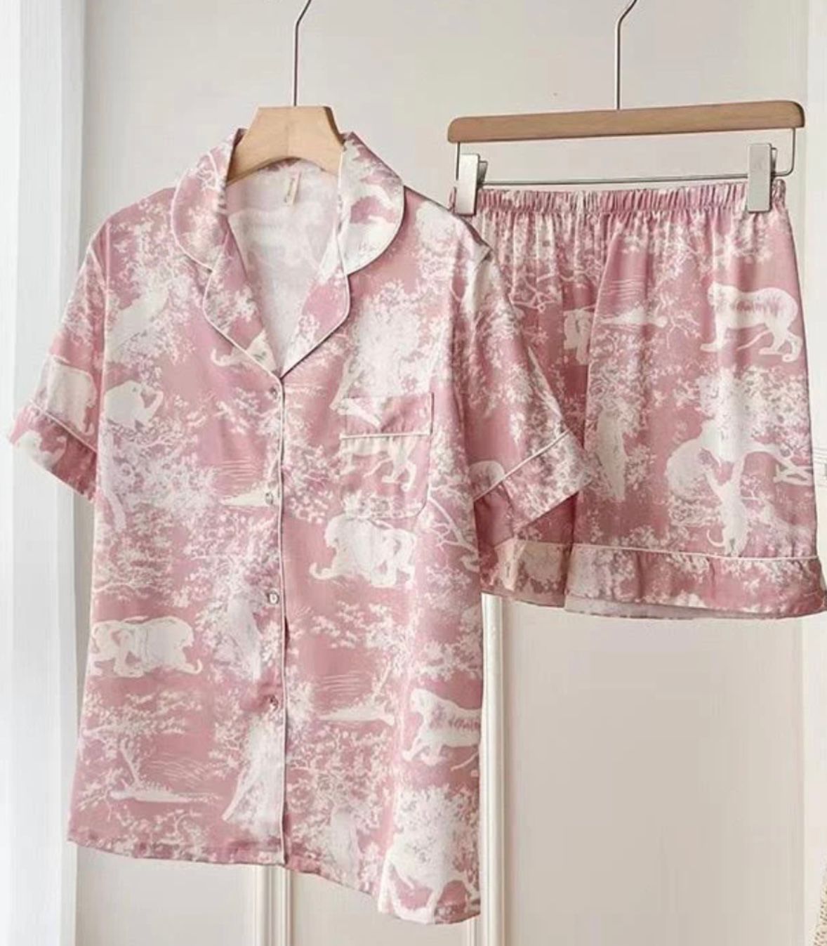 Pink Toile by Jouy Short de